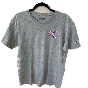 Champion T-Shirt Men’s Size Medium Color Gray Graphic Tee